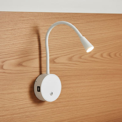 UltraBeam 3 Watt LED Wall Mounted Bedroom Reading Light With USB Charging Ports