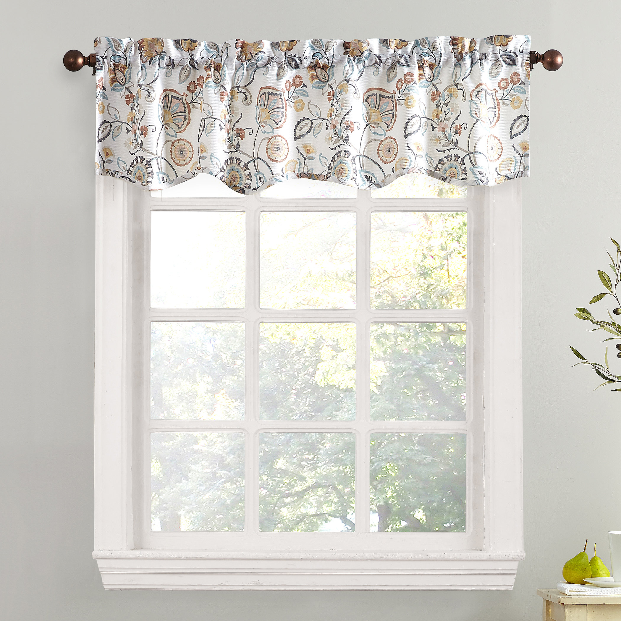 Bungalow Rose Lottemaria Paisley Tailored 54'' Window Valance in White ...