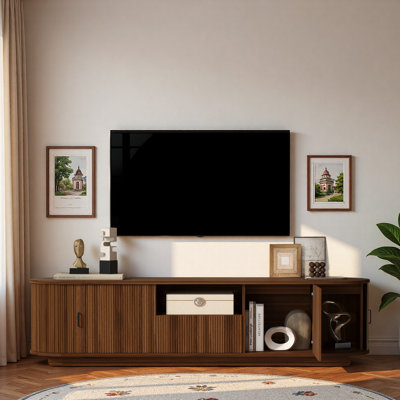 Meuble télé avec tablette ouverte, tiroir, armoires, rangement coulissant caché et coins arrondis