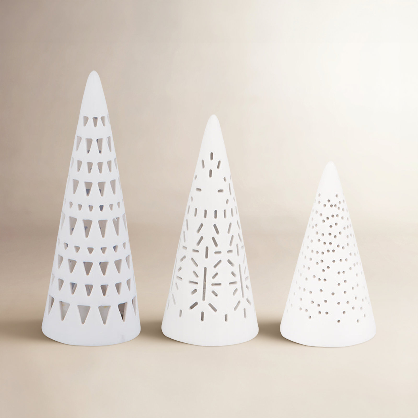 Village House Porcelain Village Mini Fir Tree Set - LED