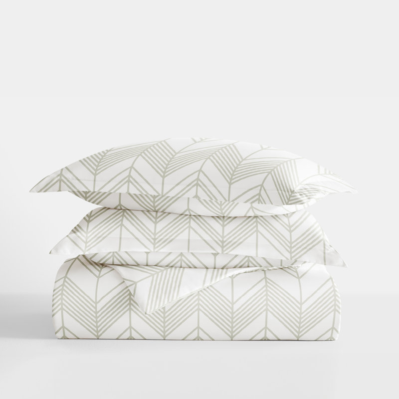 Gray Chevron Pattern Twin/Twin XL Microfiber Duvet Cover Set
