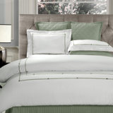 Falesia Embroidery Duvet