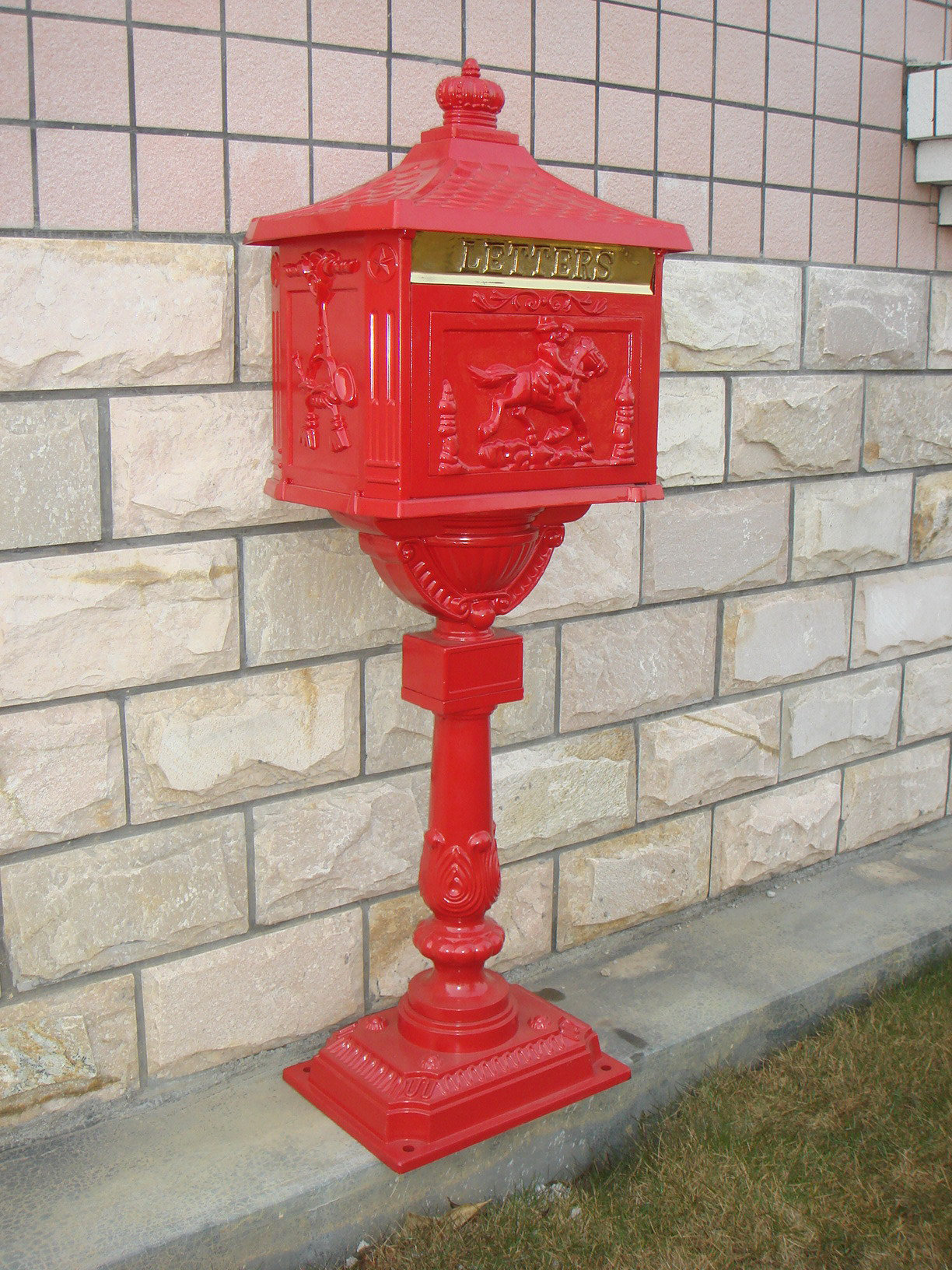 Astoria Grand Cast Aluminium Post Box | Wayfair.ie