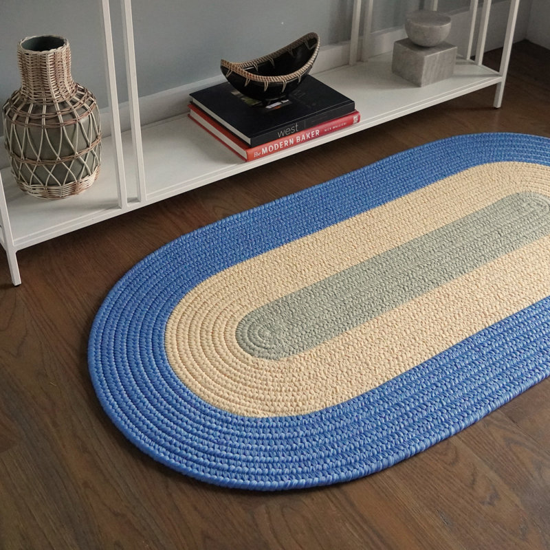 Tapis ovale en polypropylène tissé à la machine intérieur / extérieur bleu Oasis, Ovale 5 pi x7 pi