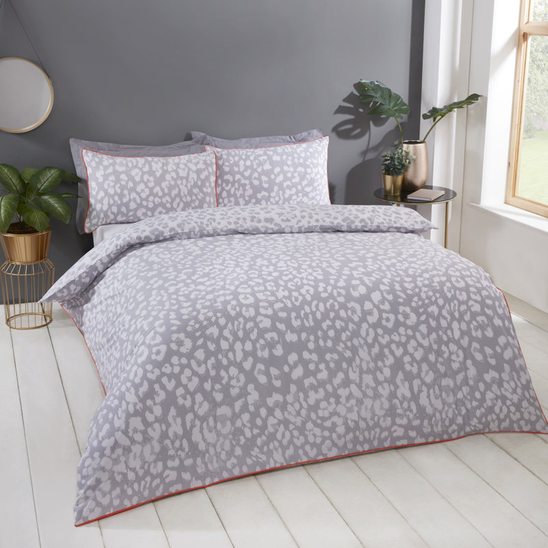 Careron Cotton Blend Animal Print Bedding with Pillowcases Included, Double Duvet Cover + 2 Standard Pillowcases