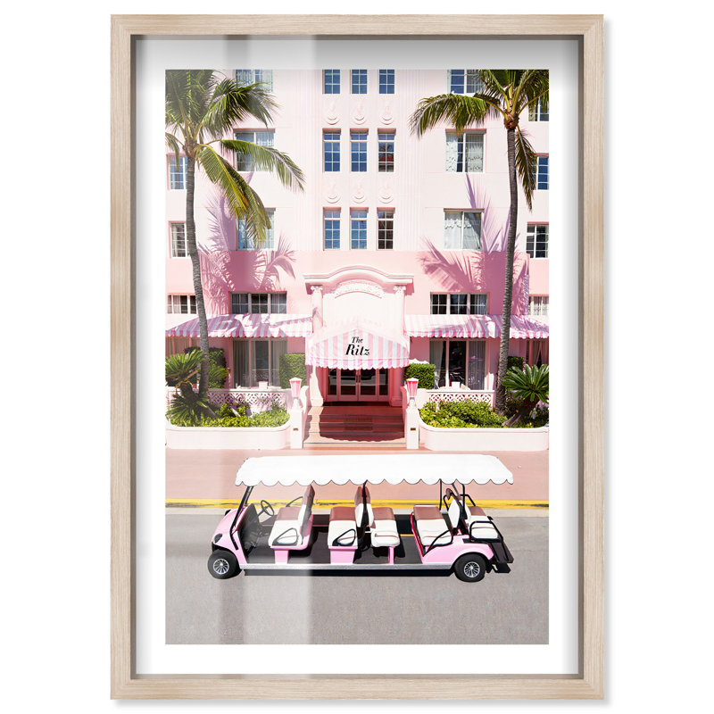 «Pink Paradise Palms Shadowbox» par Notoriart, H 16 po x l 11 po, Crème, crème