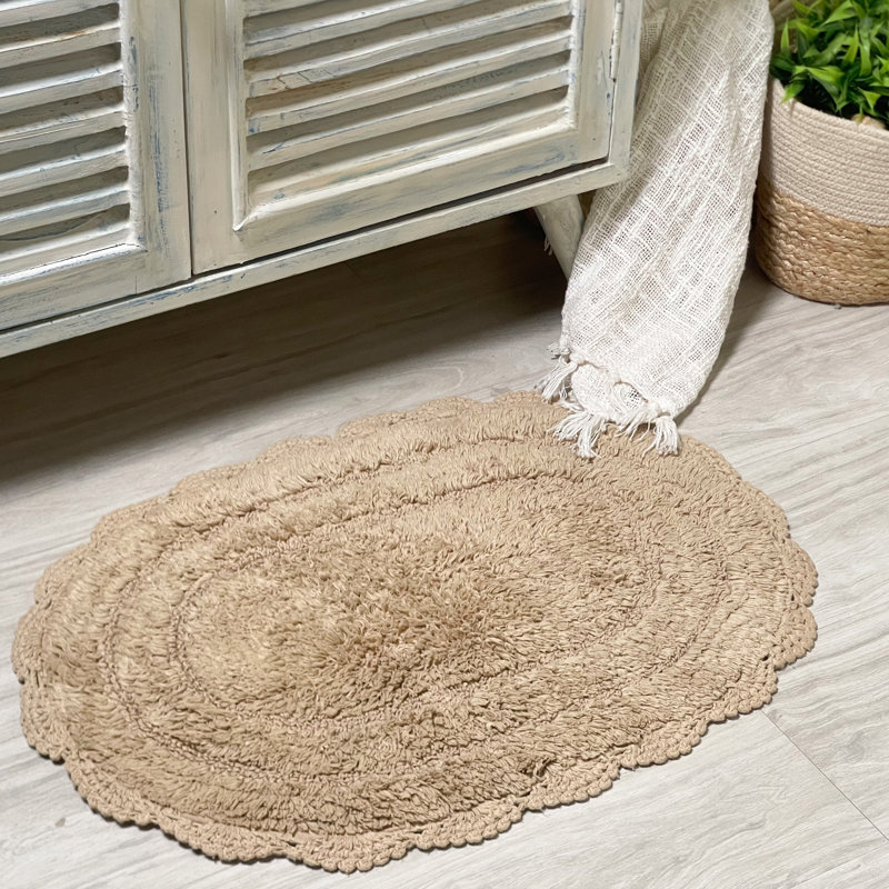 Casanova Non-Slip, 34" L x 21" W, Beige