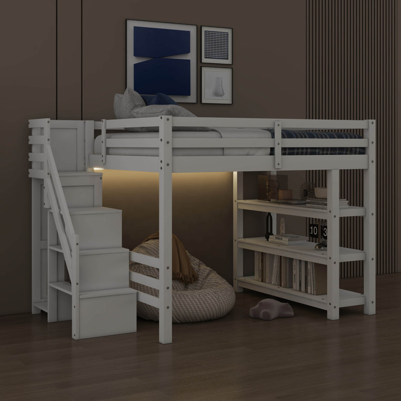 Lit mezzanine double avec tablettes, escalier de rangement, garde-robe compacte et éclairage intégré