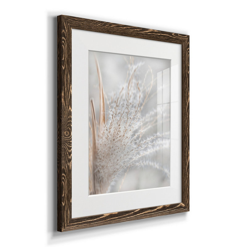 Summer Wisps I - Imprimé, H 20 po x l 17 po x P 1,5 po, Papier, cadre noyer, Blanc