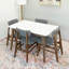 Ensemble repas pour quatre personnes