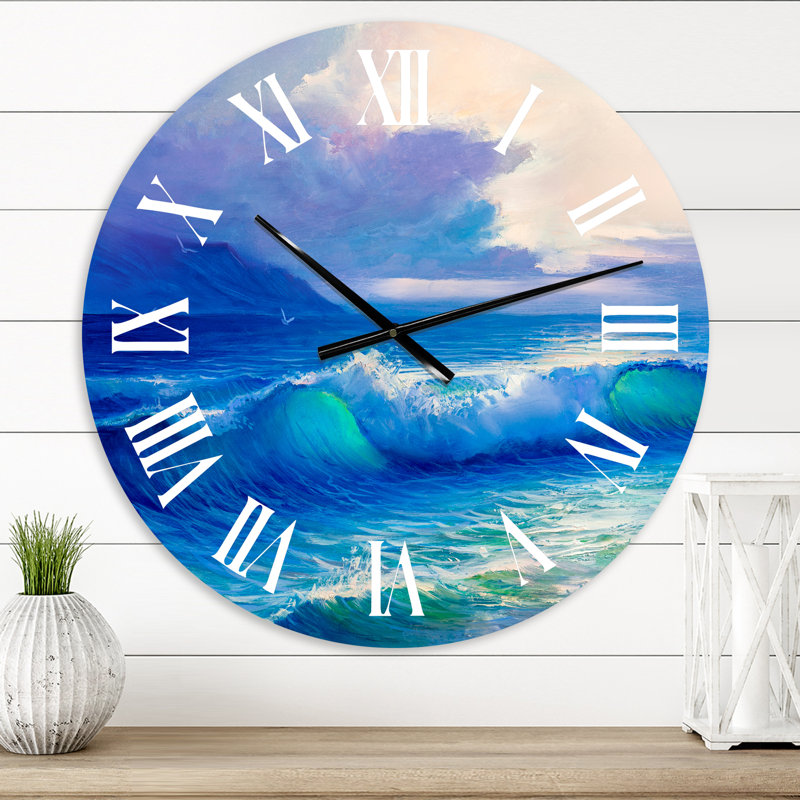 Horloge murale de bord de mer reflétant le soleil à travers Braoug, Petit