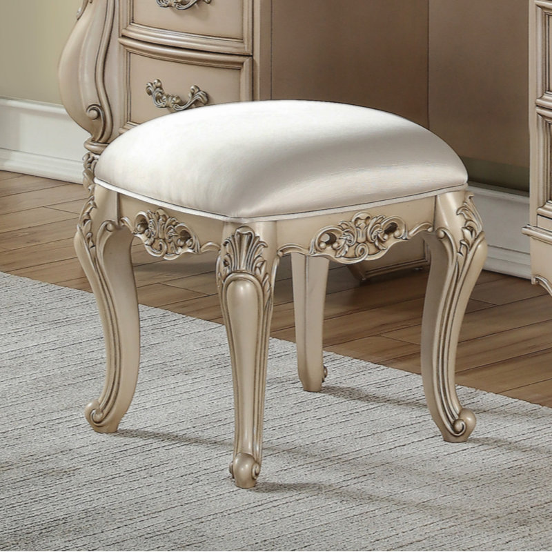 Tabouret de coiffeuse ivoire et doré ivoire avec pieds en cabriole