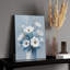 Floral blanc dans un vase, art mural encadré en bois, l 16 x L 20
