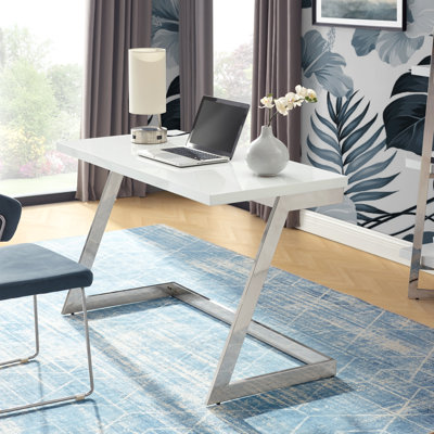 Bureau d'écriture avec plateau laqué Malana