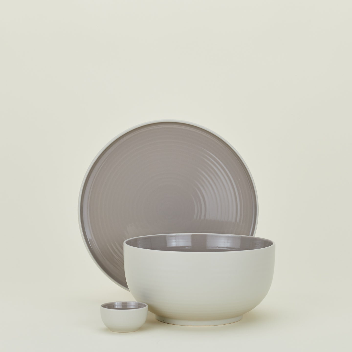 Holmestrand Serving Bowl, Light Gray