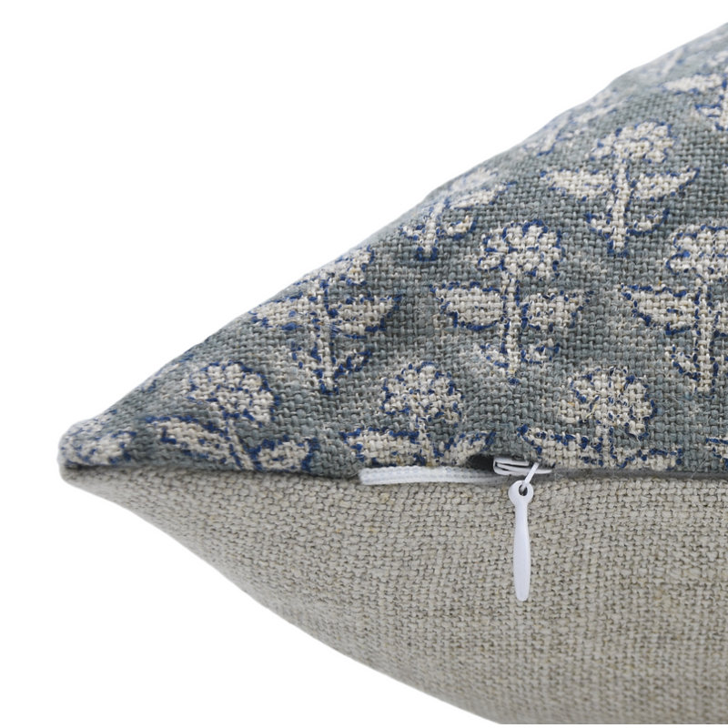«Coussin décoratif à motif floral bohème imprimé à la main Gul Mohar - 18 po x 18 po, Carré, 18 po x 18 po
