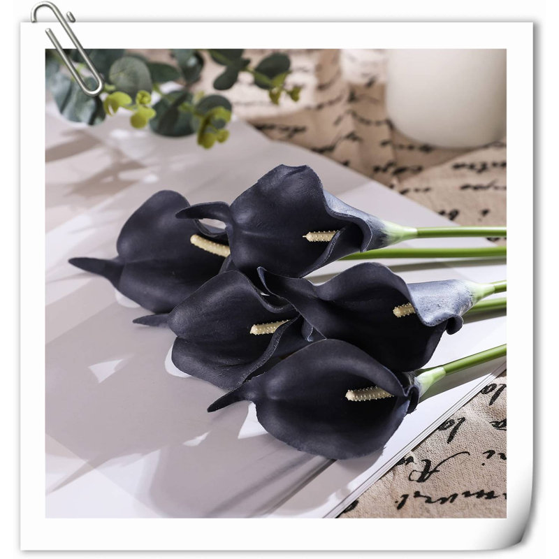 Arrangement Lillies, Bleu violacé, H 14,29 po x l 5,71 po x P 2,28 po