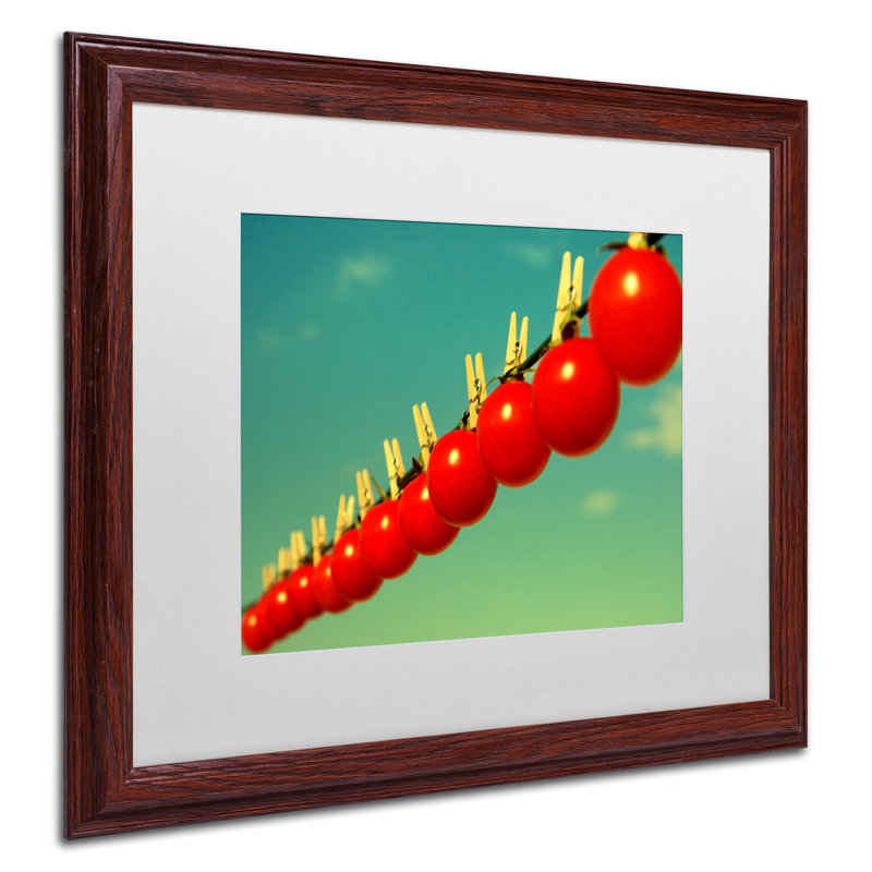 "tomates séchée au soleil" par "beata czyzowska young, reproduction encadrée sur toile matte, H 11 po x l 14 po x P 0,5 po