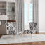 Chaise d'appoint rembourrée à motif damas noir et blanc
