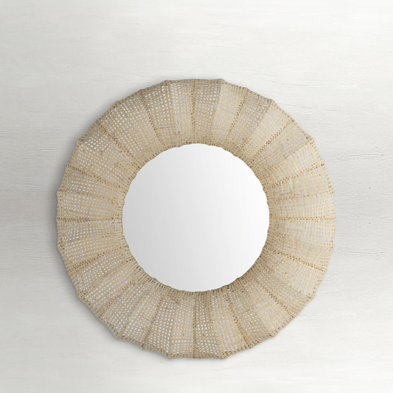 Delilah Mirror