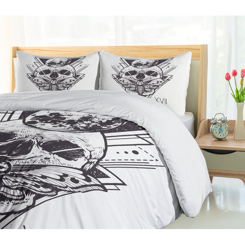 No Duvet Cover, Queen Duvet Cover + 2 Standard Shams
