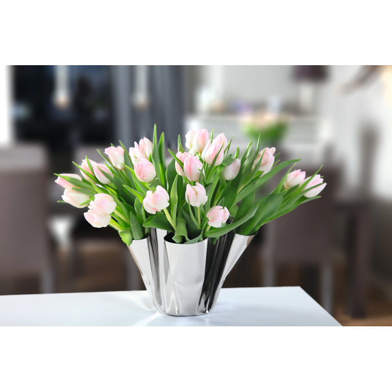 Pio Metal Table Vase