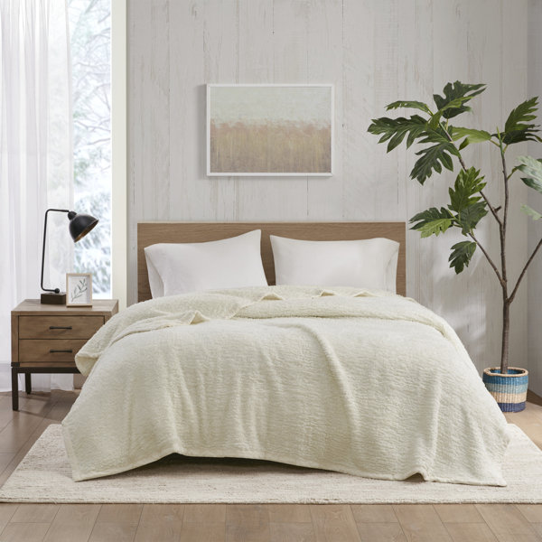 Better Homes & Gardens Luxury Velvet Plush Blanket, Full/Queen