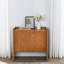 Buffet en noyer de style rustique: amplement de rangement pour le buffet de chambre à coucher moderne Essentials - Il offre une solution contemporaine
