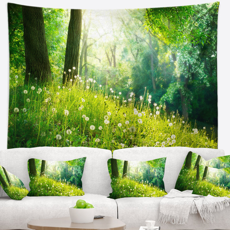 Paysage avec une belle tapisserie d'herbes et d'arbres, H 32 po x l 39 po