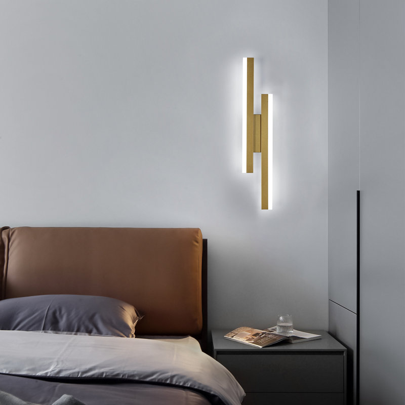 Modern Gold 40cm LED Linear Wall Light