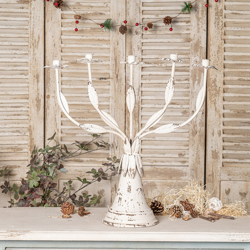 Vintage Metal Candle Holders for Elegant Home Decor