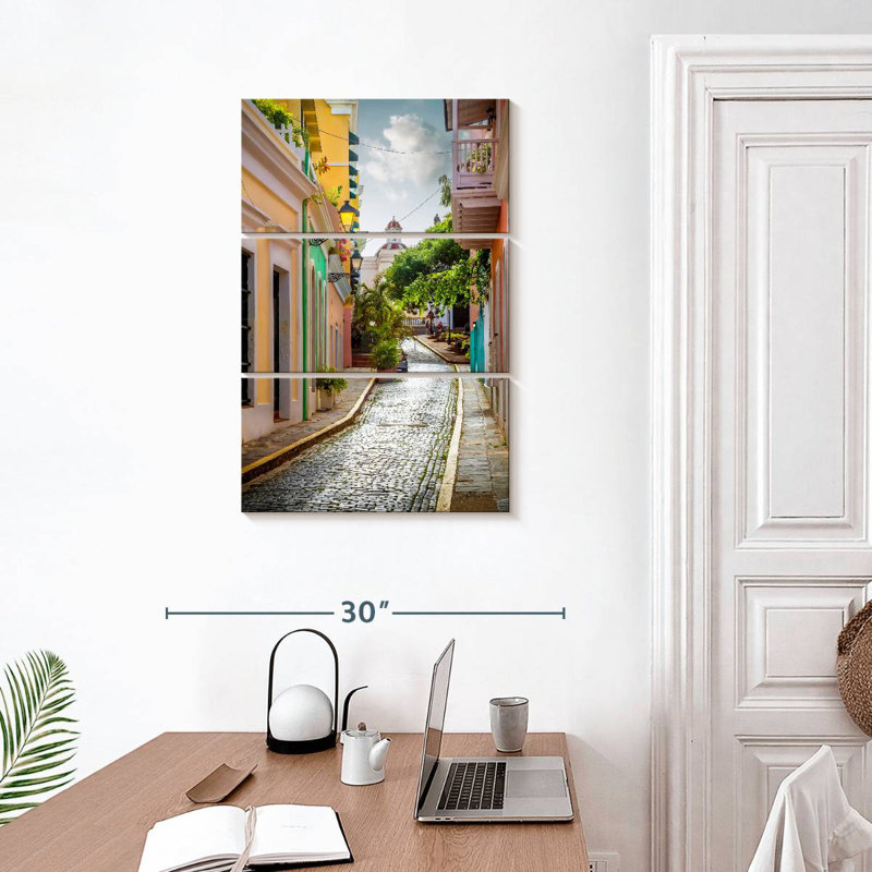 Sirci, vieille rue San Juan, H 32 po x l 20 po