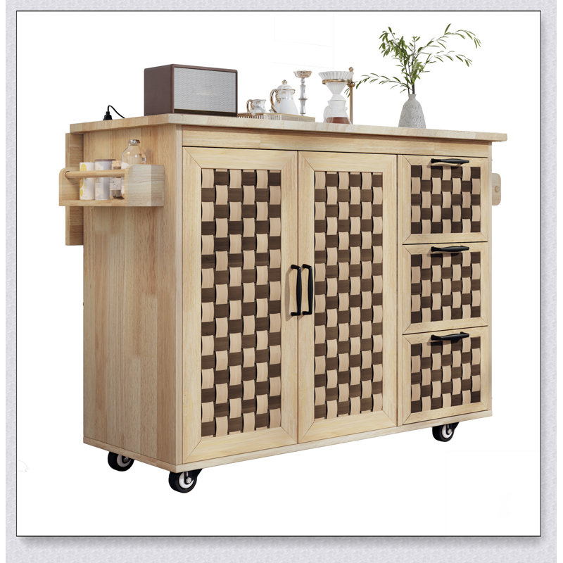 Îlot de cuisine à motif damier tissé 3D 53,2 po avec abattant, îlot de cuisine sur roulettes avec support de rangement interne, prise de courant, chariot de cuisine avec 3 tiroirs et 2 armoires, Nature
