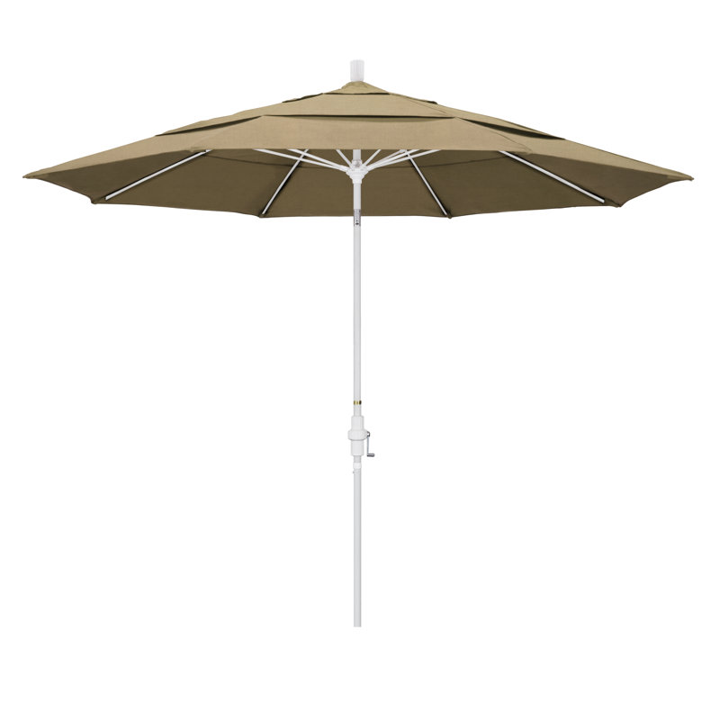 Parasol de marché 11 pi Brent, Toile Sunbrella® beige chiné, H 102 po x l 132 po x P 132 po, Blanc mat