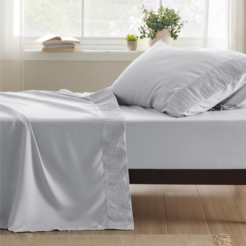 Bedsure Polyester Microfiber Sheet Set Hotel Luxury Sheets, Easy Care Cooling Bed Sheet Set 84GSM（101" x 107") GentleSoft™️