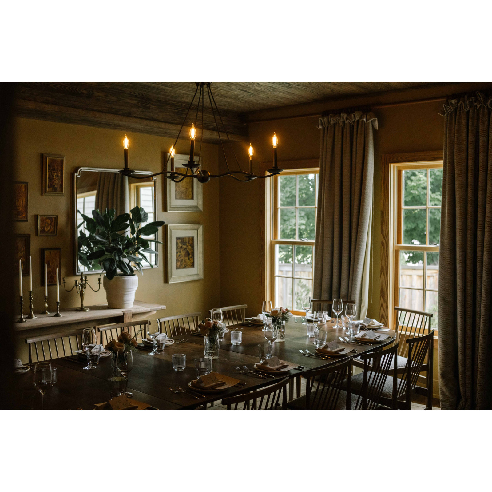 5 - Light Metal Dimmable Chandelier
