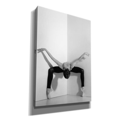«Dance» par PhotoINC Studio