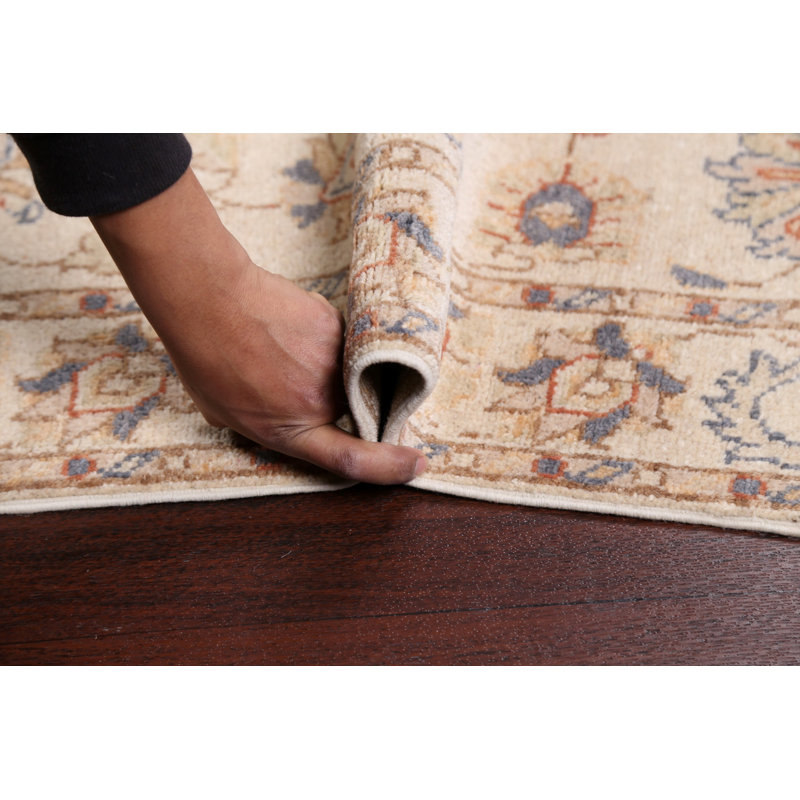 Tapis de couloir beige en laine noué à la main de conception unique 2 pi 8 po x 9 pi 8 po New Age