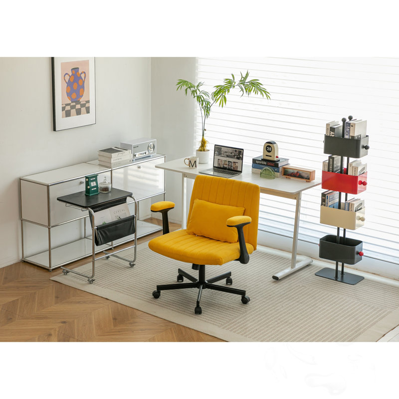 Chaise de bureau à accoudoirs avec roulettes, Yellow