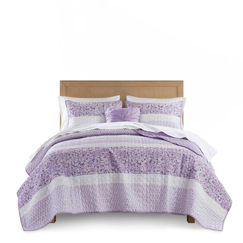 4 PCS  Seersucker Quilt Set With Throw, Full Quilt + 3 Additional Pieces