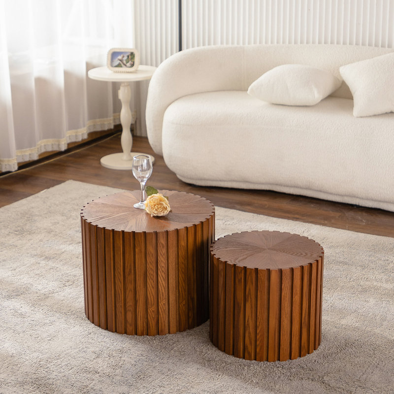 Table basse ronde en bois pour le salon et les petits espaces
