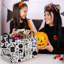 Panier d'Halloween fantôme, panier vide d'Halloween, décor d'horreur et de suspense, boîte de bonbons ou de friandises pour garçons et filles, décor d'horreur (Halloween magique)