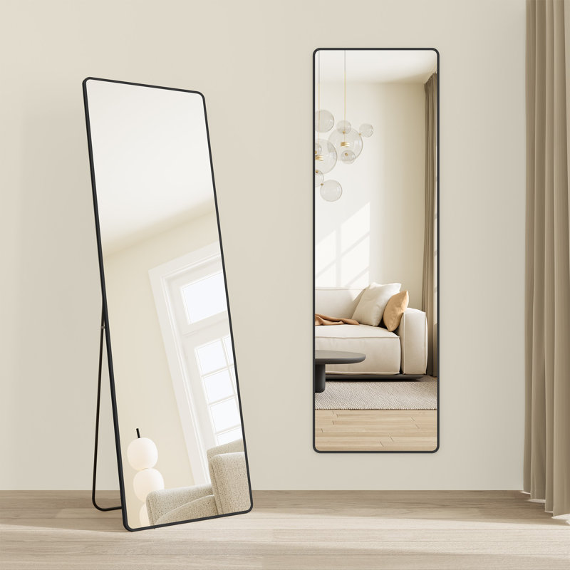 Miroir sur pied 63 po 