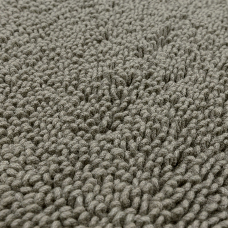 Tapis de bain antidérapant Dinuba, L 24 po x L 60 po, Gris froid