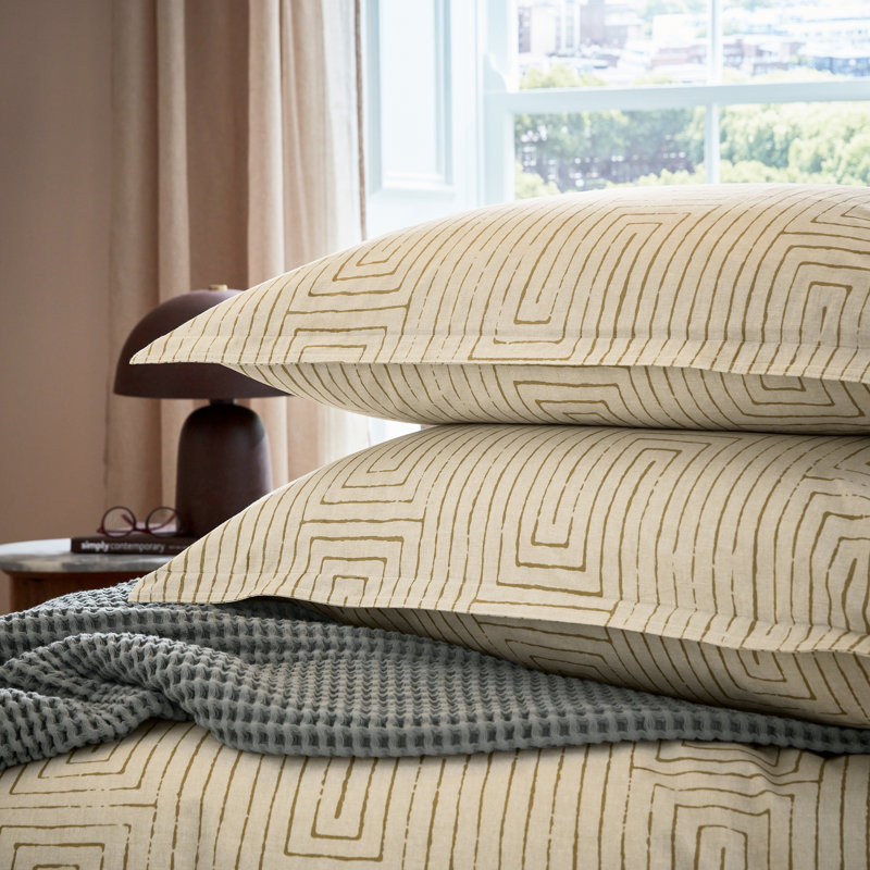Pia Cotton Geometric Duvet Cover Set, Double Duvet Cover + 2 Pillowcases