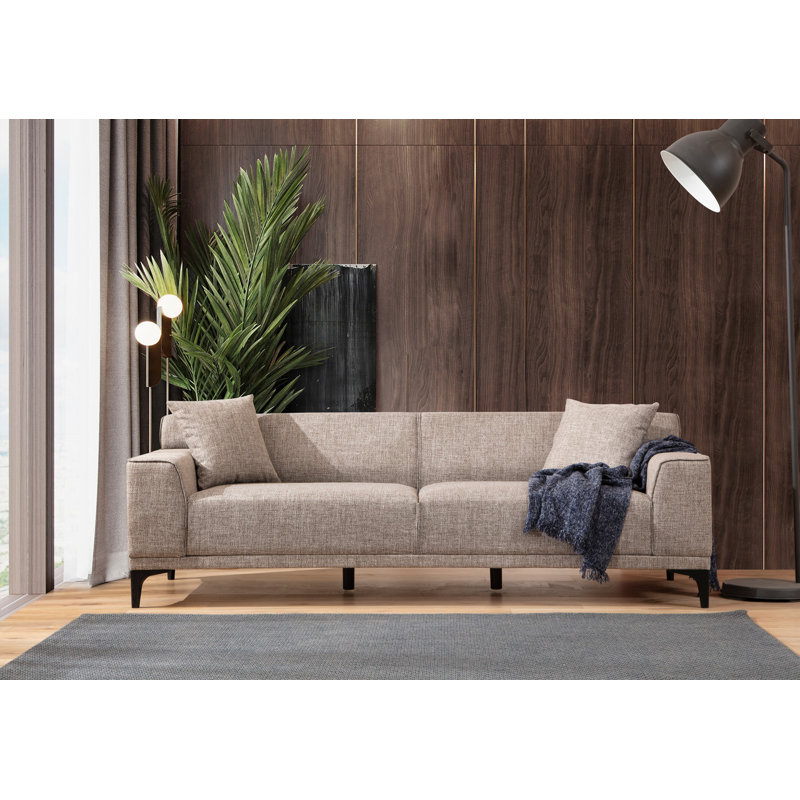 Élégant canapé 3 places, couleur fauve, 84,6 po x 34,3 po x 33,9 po | Structure en bois de hêtre durable et en carton, tissu 100% polyester | Coussins en mousse souple et plumes, 2 coussins inclus | Parfait pour les salons modernes et les décors scandinaves
