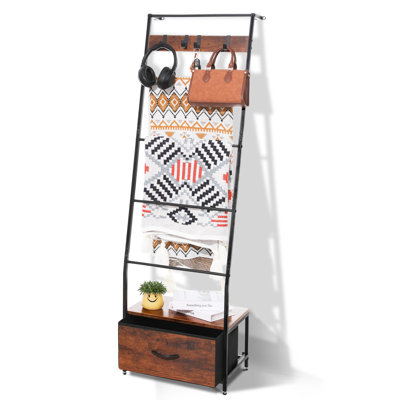 Metal Blanket Ladder