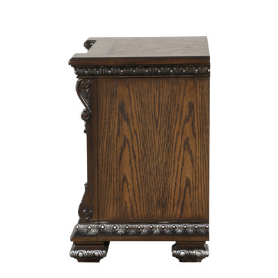 Table de chevet 3 tiroirs Swartwood