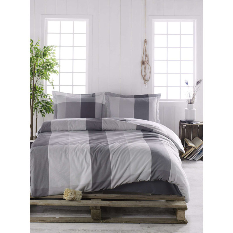 Luxury Ranforce Super King Quilt Cover Set, 100% Cotton, Grey & Anthracite | Duvet Cover 102.4 x 86.6 inches, 2 Pillowcases 23.6 x 23.6 inches | Machine Washable, 145 Thread Count, Stylish & Comfortable Bedding