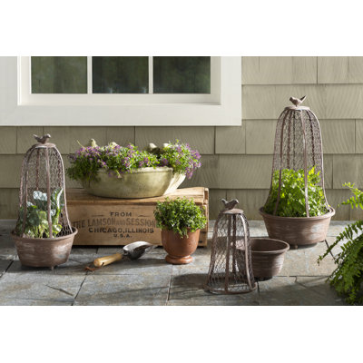 Alouette Handmade Statue Planter